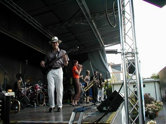 ../Images/surburban_04.jpg
